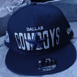 Dallas Cowboys New Era 9fifty snapback hat. Brand new